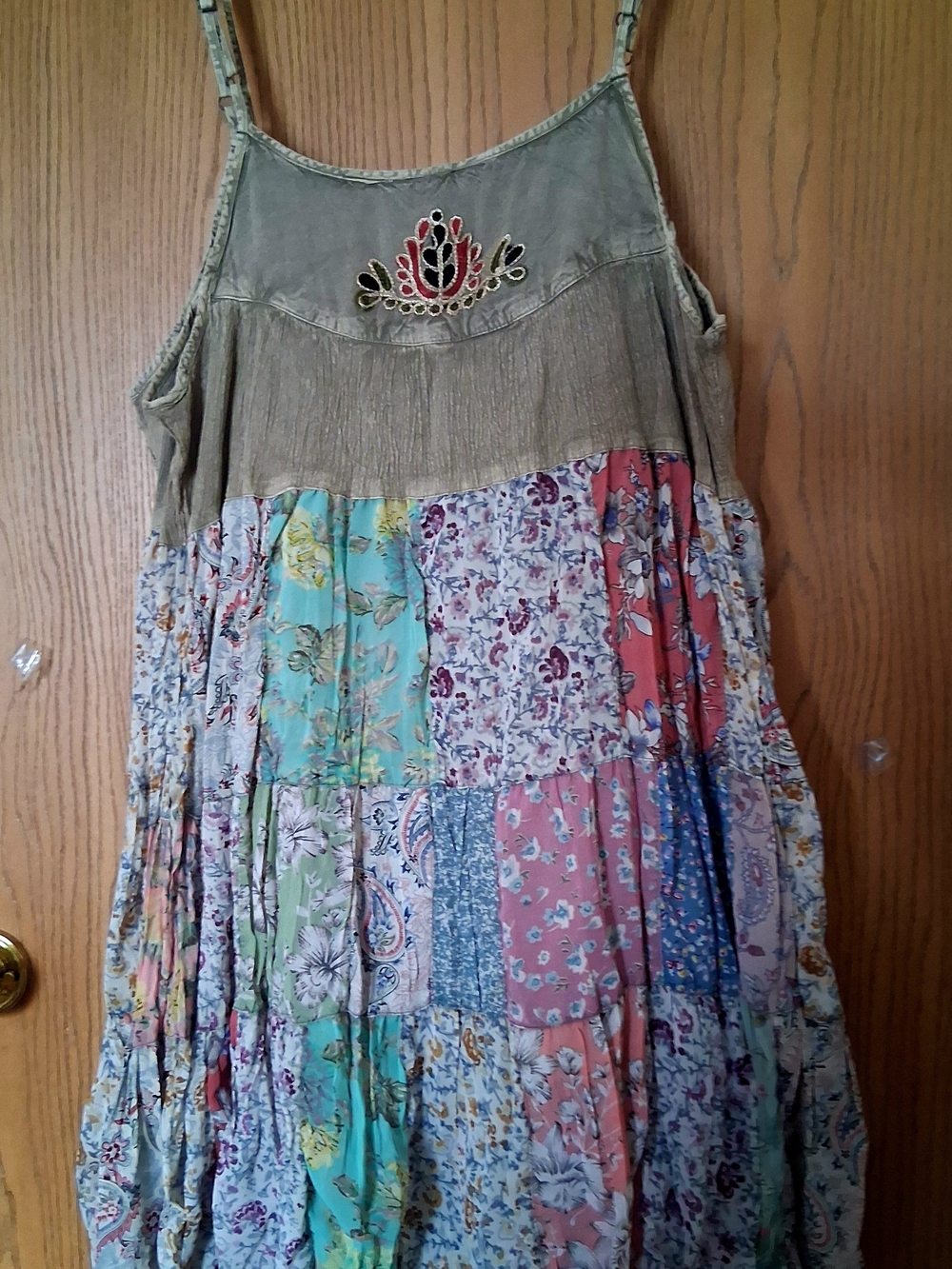 Young Threads Boho Patchwork Tiered Midi Dress in Olive & Floral Sz S - Picture 10 of 13